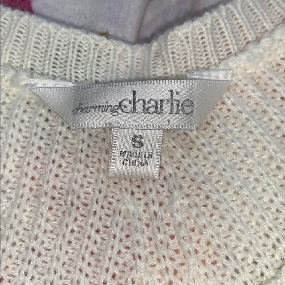 Soft sweater!🌟 - Picture 2 of 2